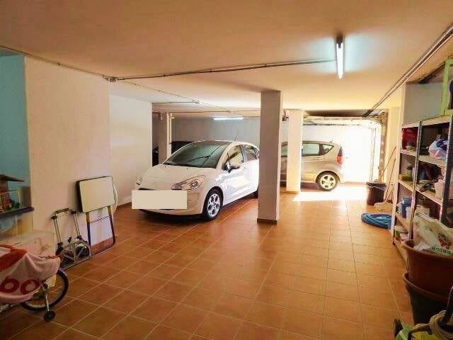 4 bedroom Villa for sale in Mijas Costa with pool - € 1,300,000 (Ref: 9211422)