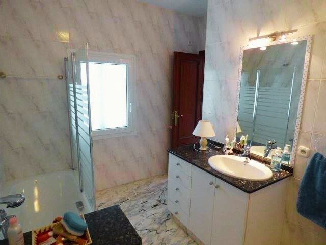 4 quarto Moradia para venda em Mijas Costa, Mijas com piscina - 1 300 000 € (Ref: 9211422)