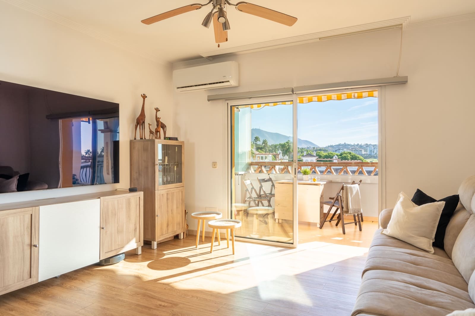2 Zimmer Apartment zu verkaufen in Mijas Costa - 330.000 € (Ref: 9218956)