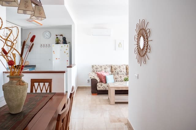 2 makuuhuone Huoneisto myytävänä paikassa Chullera, Manilva mukana uima-altaan - 235 000 € (Ref: 9219278)