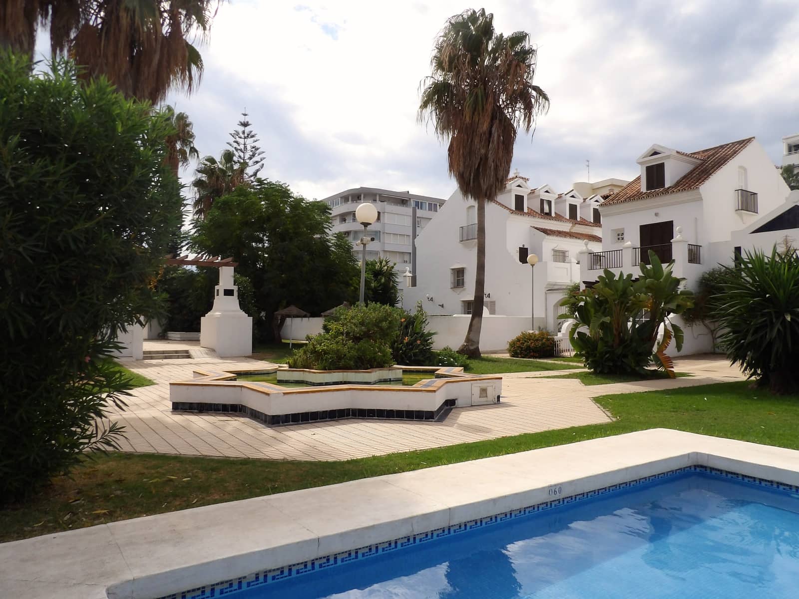 3 soveværelse Lejlighed til salg i Fuengirola med swimmingpool - € 549.000 (Ref: 9221391)