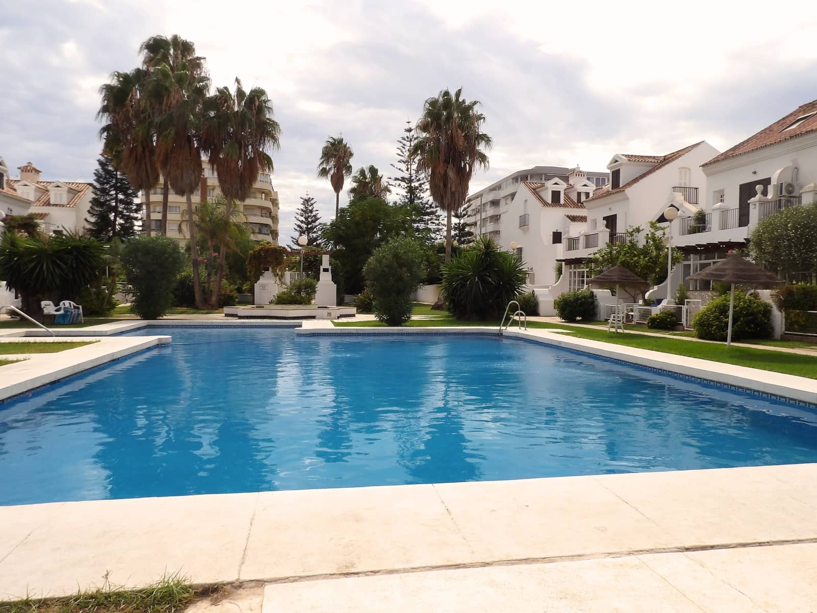 3 soveværelse Lejlighed til salg i Fuengirola med swimmingpool - € 549.000 (Ref: 9221391)