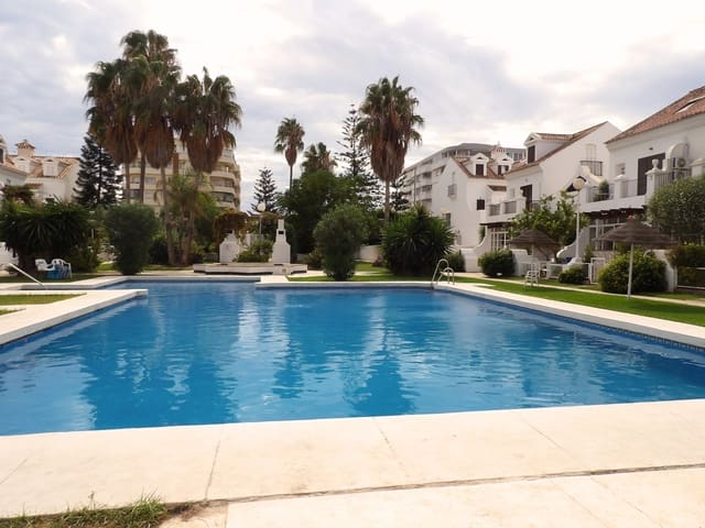 3 soveværelse Lejlighed til salg i Castillo Sohail, Fuengirola med swimmingpool - € 549.000 (Ref: 9221391)