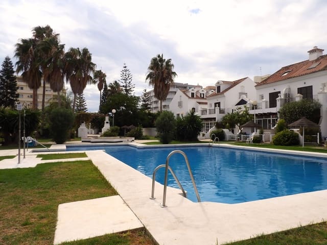 3 quarto Apartamento para venda em Castillo Sohail, Fuengirola com piscina - 549 000 € (Ref: 9221391)