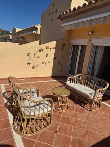 Apartamento de 3 habitaciones en Marbella en alquiler - 2.500 € (Ref: 9227743)