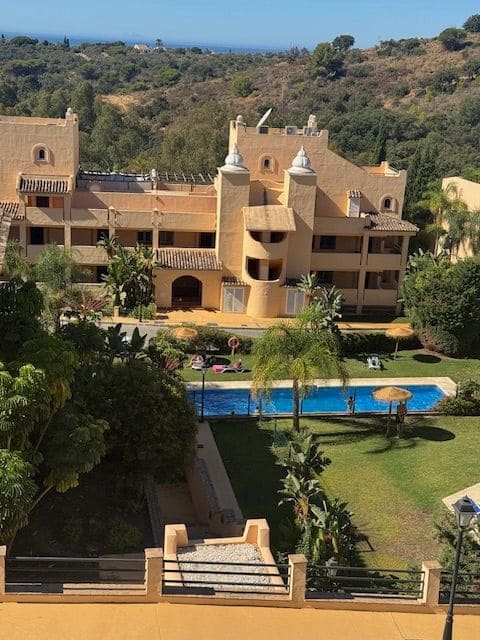 Apartamento de 3 habitaciones en Marbella en alquiler - 2.500 € (Ref: 9227743)