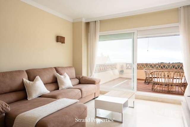 3 quarto Apartamento para arrendar em Marbella - 2 500 € (Ref: 9227743)