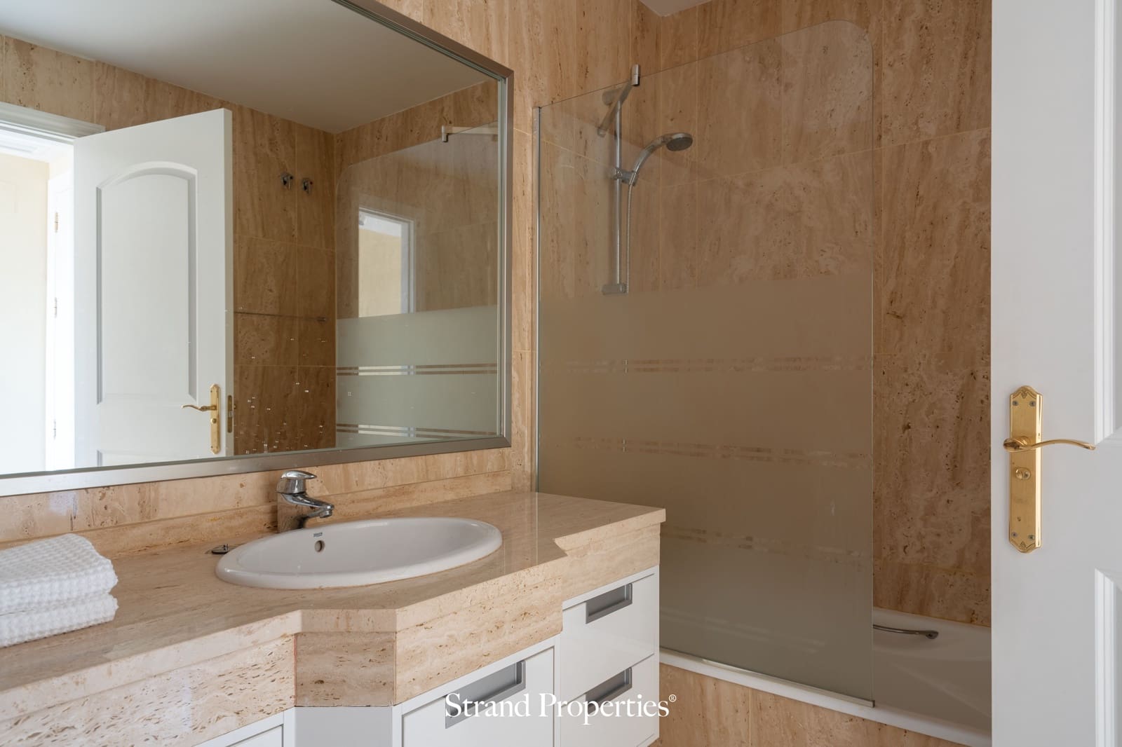 3 bedroom Apartment for rent in Marbella - € 2,500 (Ref: 9227743)