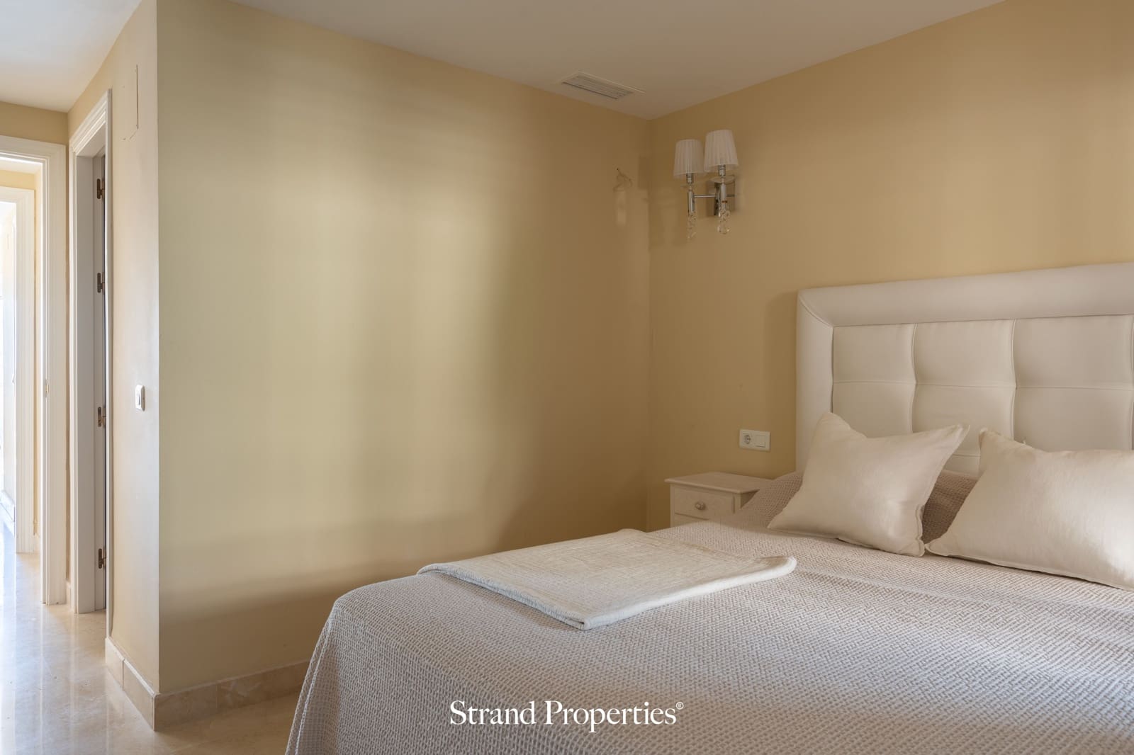 3 bedroom Apartment for rent in Marbella - € 2,500 (Ref: 9227743)