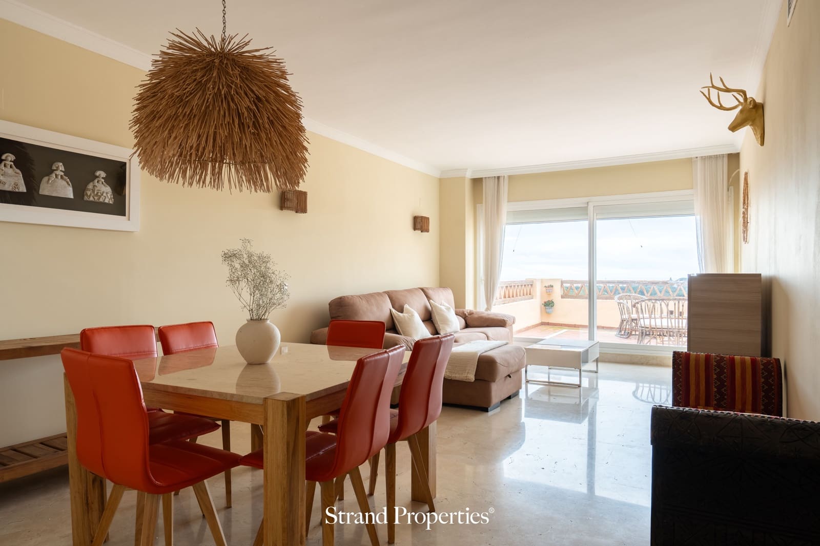 3 bedroom Apartment for rent in Marbella - € 2,500 (Ref: 9227743)