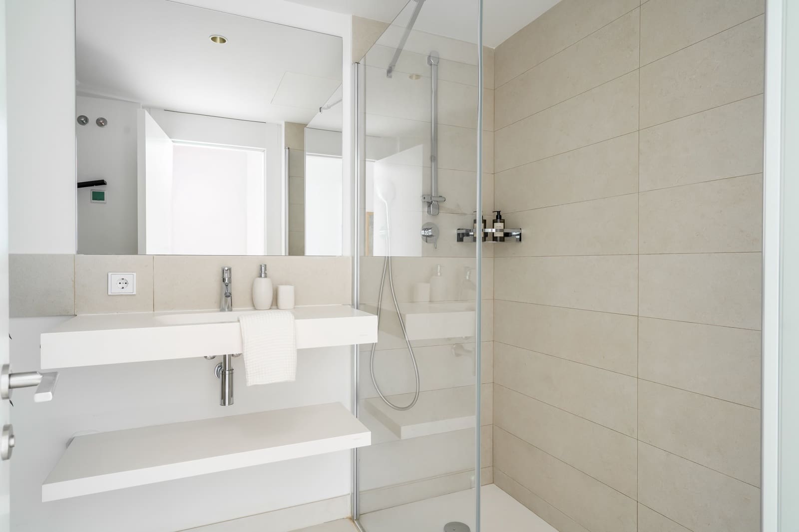 3 makuuhuone Huoneisto myytävänä paikassa Fuengirola mukana uima-altaan - 795 000 € (Ref: 9228010)