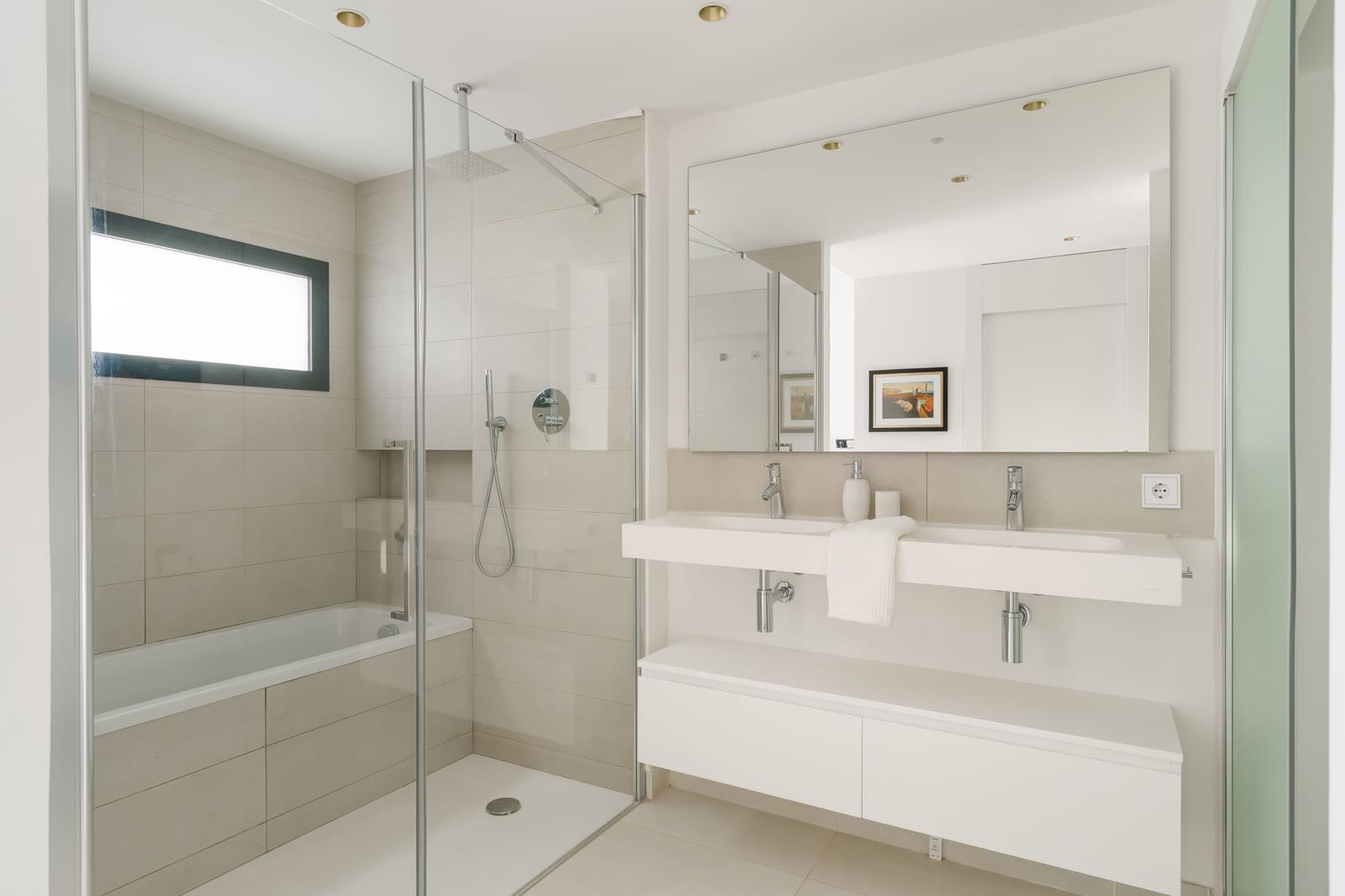 3 makuuhuone Huoneisto myytävänä paikassa Fuengirola mukana uima-altaan - 795 000 € (Ref: 9228010)