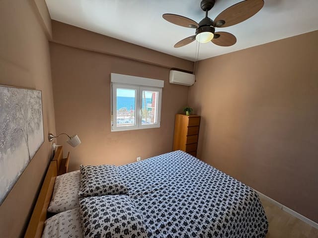 2 makuuhuone Huoneisto vuokrattavana paikassa Zona Puerto Deportivo, Fuengirola mukana uima-altaan - 1 650 € (Ref: 9231949)