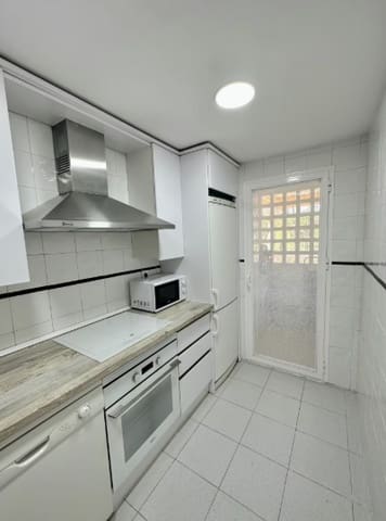 1 camera da letto Appartamento in vendita in La Dama de Noche - La Alzambra, Marbella con piscina - 359.000 € (Rif: 9232021)