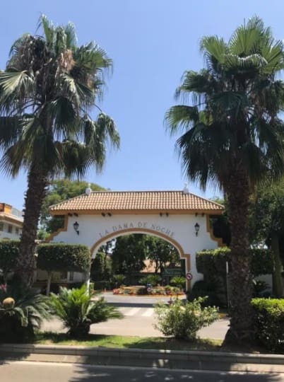 1 slaapkamer Appartement te koop in Marbella met zwembad - € 360.000 (Ref: 9232021)