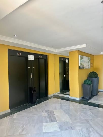 1 slaapkamer Appartement te koop in Marbella met zwembad - € 360.000 (Ref: 9232021)