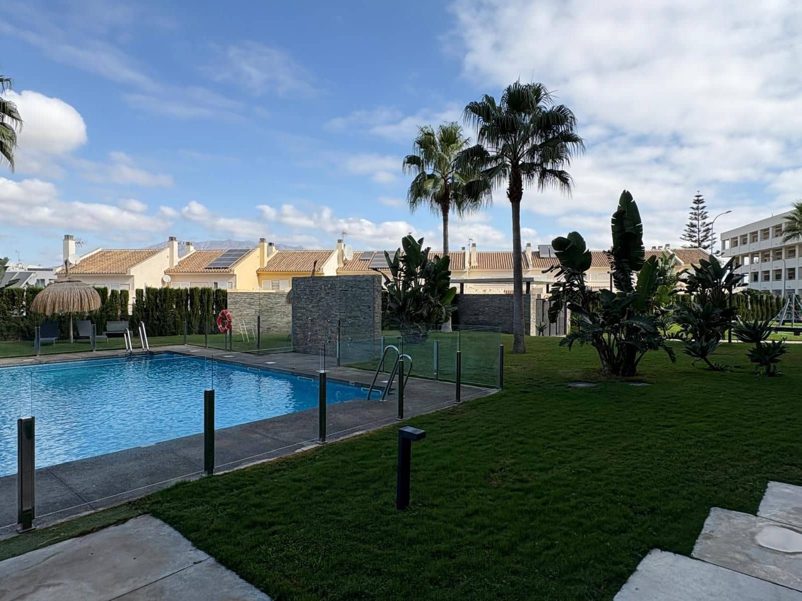 3 soveværelse Lejlighed til salg i Fuengirola med swimmingpool - € 589.000 (Ref: 9234919)