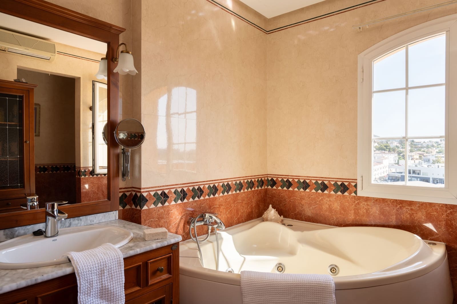 5 sovrum Villa till salu i Mijas - 1 150 000 € (Ref: 9235280)