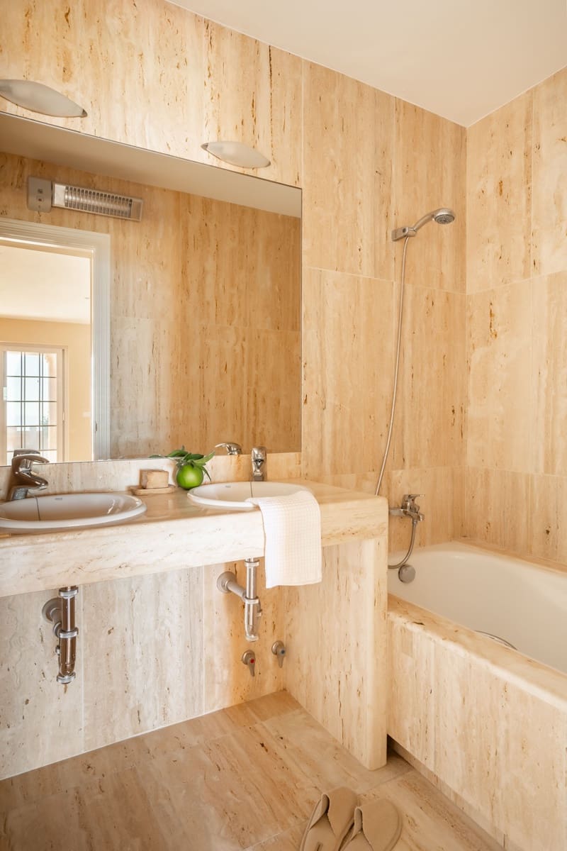 5 makuuhuone Huvila myytävänä paikassa Benalmadena mukana uima-altaan - 1 795 000 € (Ref: 9235826)