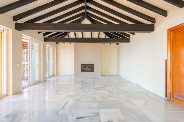 5 bedroom Villa for sale in La Capellanía - El Higuerón, Benalmádena with pool - € 1,795,000 (Ref: 9235826)