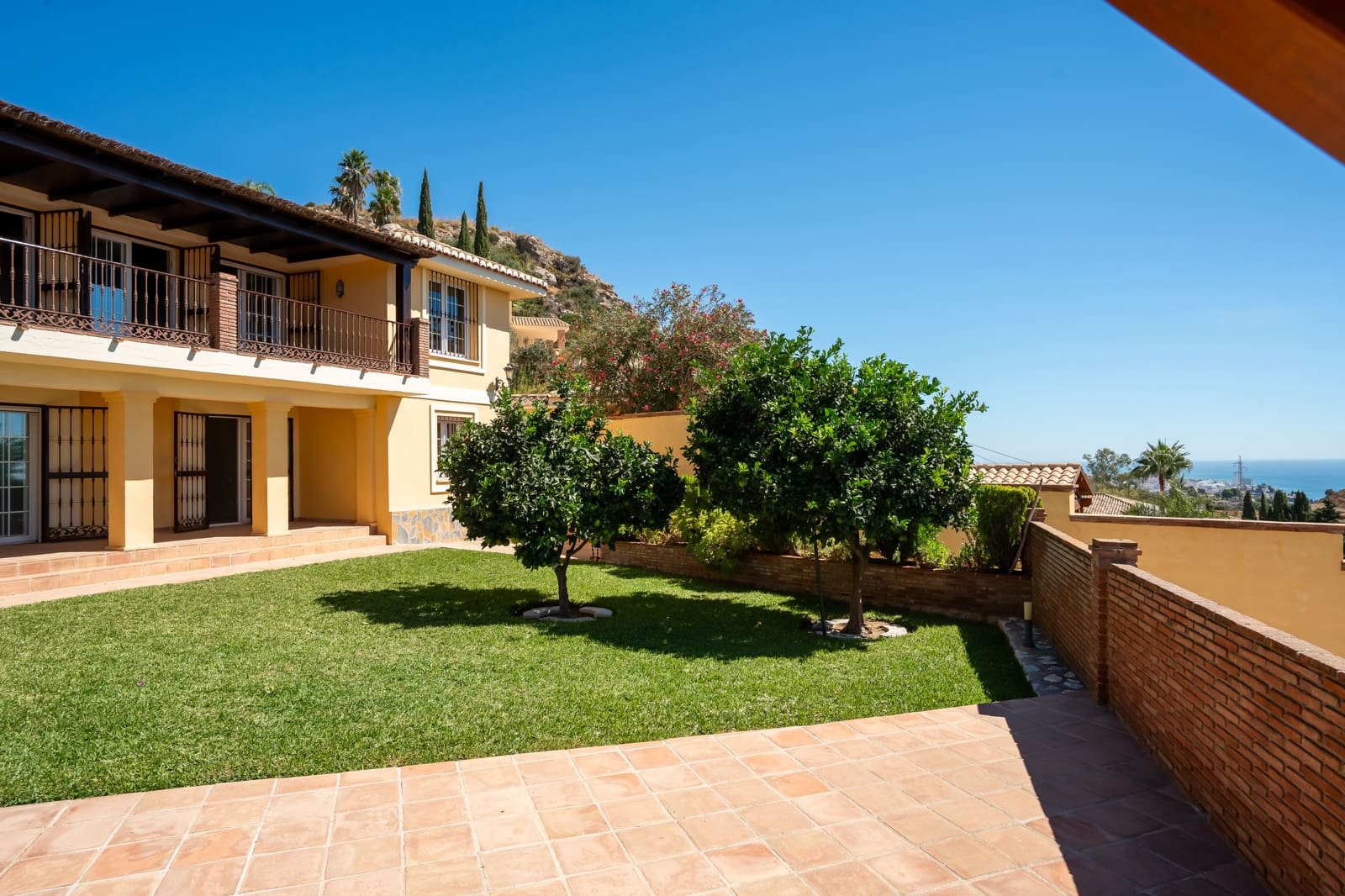 5 makuuhuone Huvila myytävänä paikassa Benalmadena mukana uima-altaan - 1 795 000 € (Ref: 9235826)