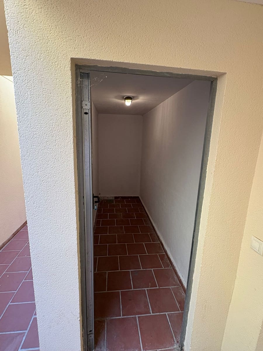 Hus til salgs i Fuengirola - € 8 500 (Ref: 9239317)