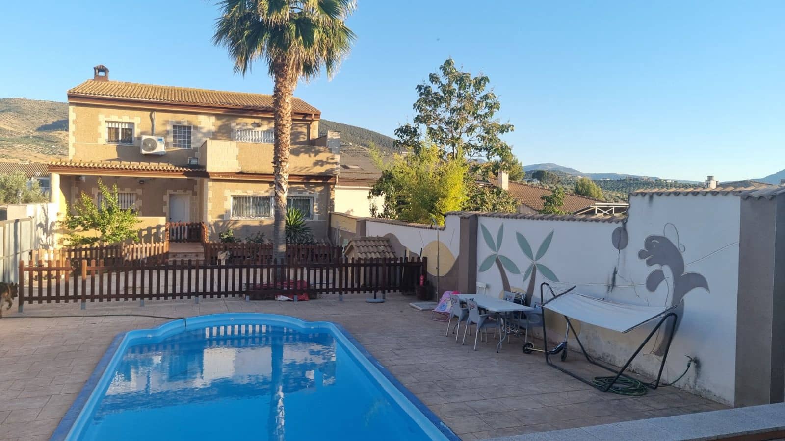 4 soveværelse Byhus til salg i La Guardia de Jaen med swimmingpool - € 340.000 (Ref: 9239318)
