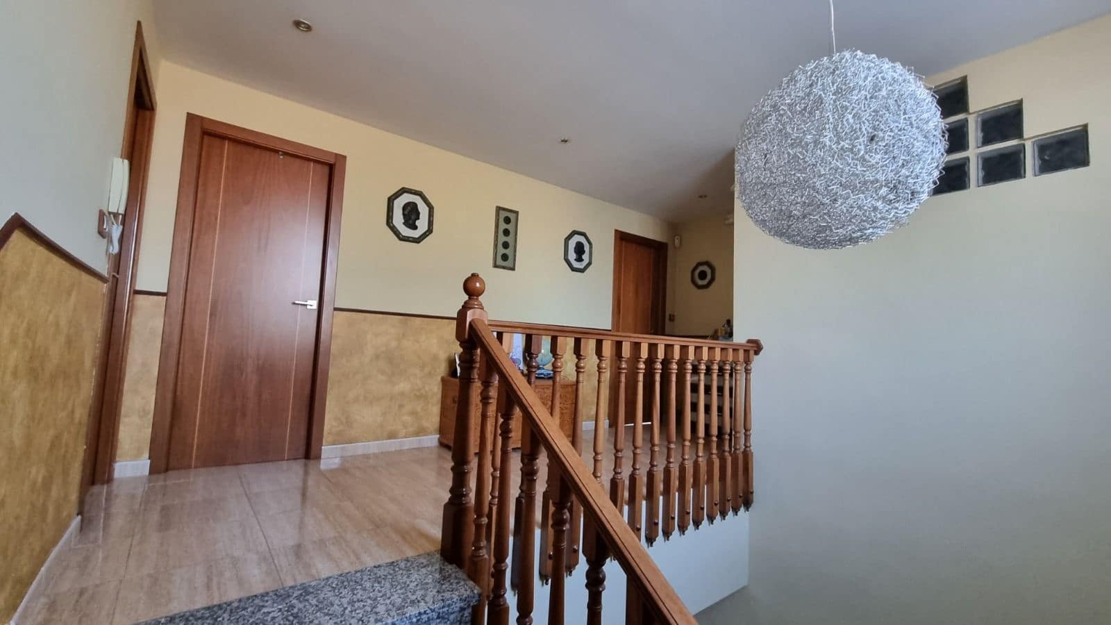 4 soveværelse Byhus til salg i La Guardia de Jaen med swimmingpool - € 340.000 (Ref: 9239318)