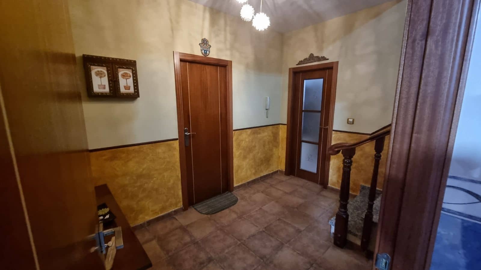 4 soveværelse Byhus til salg i La Guardia de Jaen med swimmingpool - € 340.000 (Ref: 9239318)