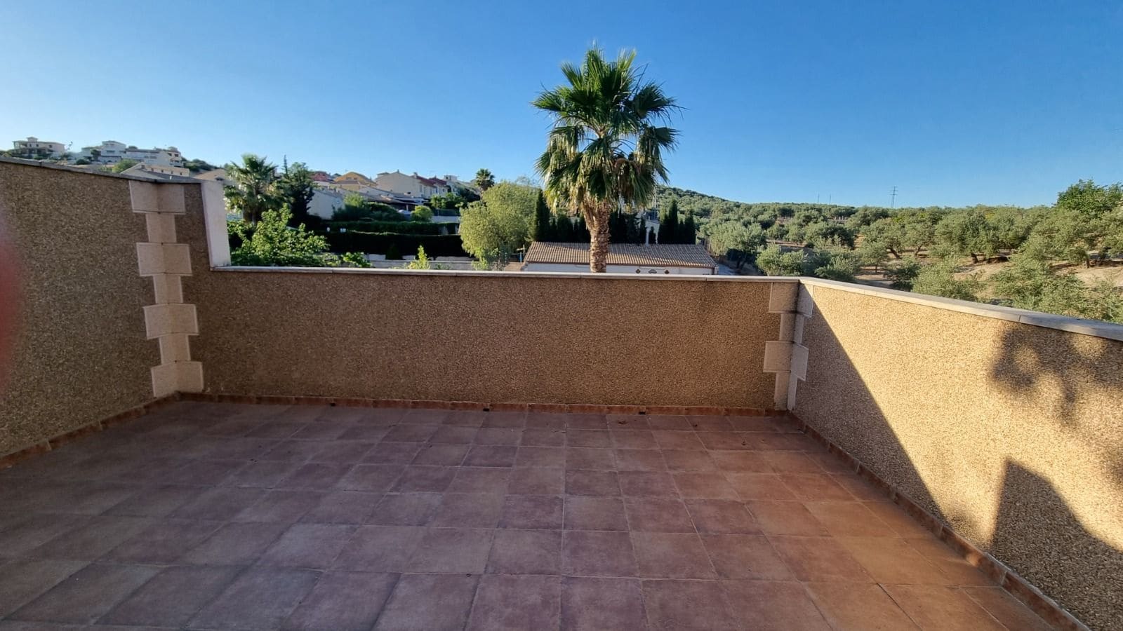 4 soveværelse Byhus til salg i La Guardia de Jaen med swimmingpool - € 340.000 (Ref: 9239318)