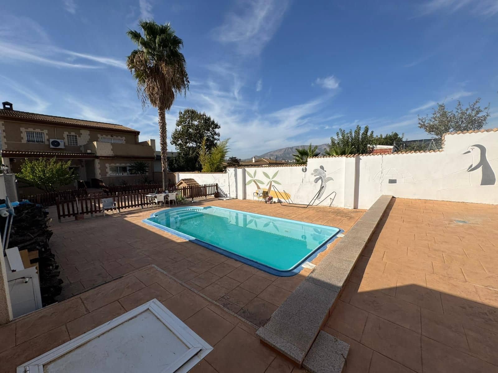 4 slaapkamer Huis te koop in La Guardia de Jaen met zwembad - € 340.000 (Ref: 9239318)