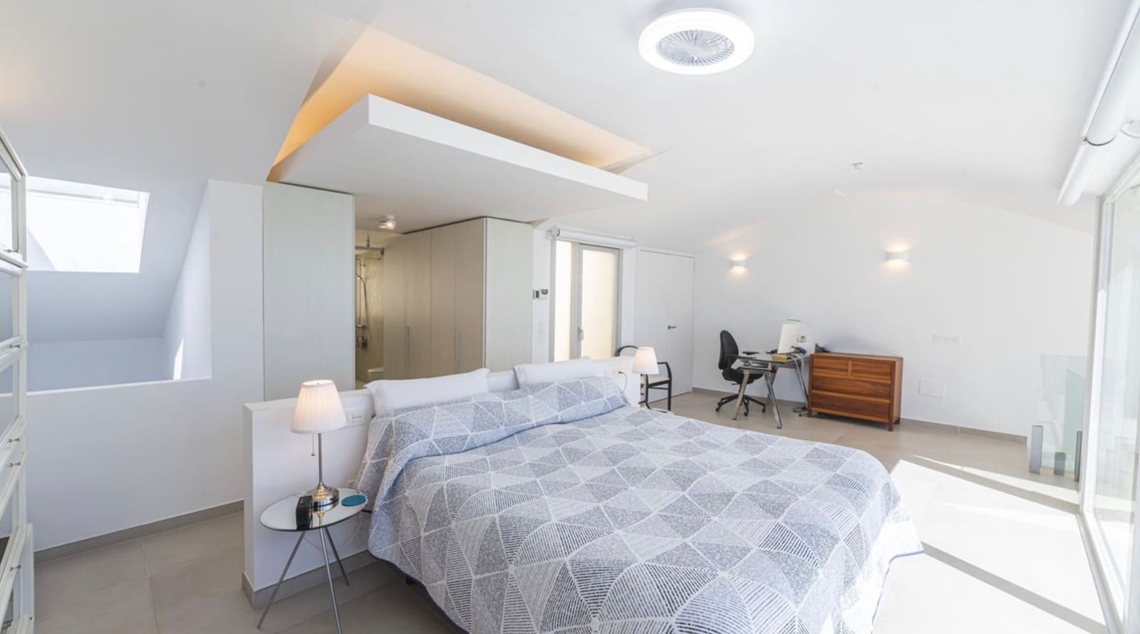 3 sypialnia Apartament na sprzedaż w Benalmadena z basenem - 1 095 000 € (Ref: 9239321)