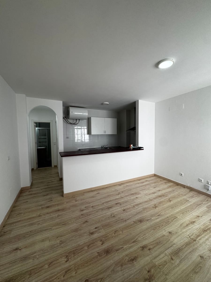 1 soveværelse Lejlighed til salg i Malaga by - € 225.000 (Ref: 9240350)