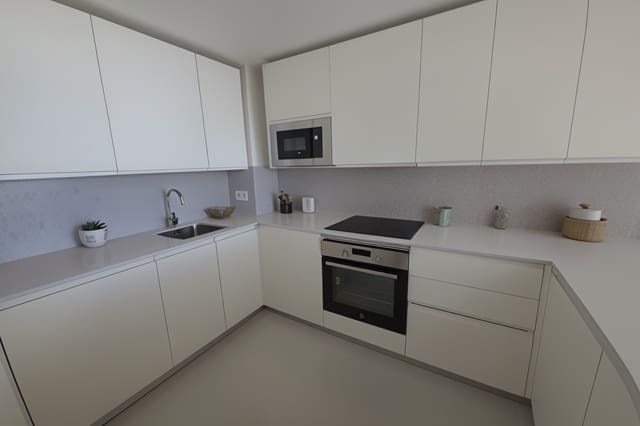 3 bedroom Apartment for sale in El Higuerón, Fuengirola with pool - € 649,000 (Ref: 9241169)