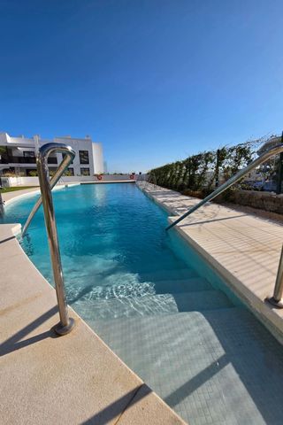 3 soverom Leilighet til salgs i El Higuerón, Fuengirola med svømmebasseng garasje - € 599 000 (Ref: 9241169)