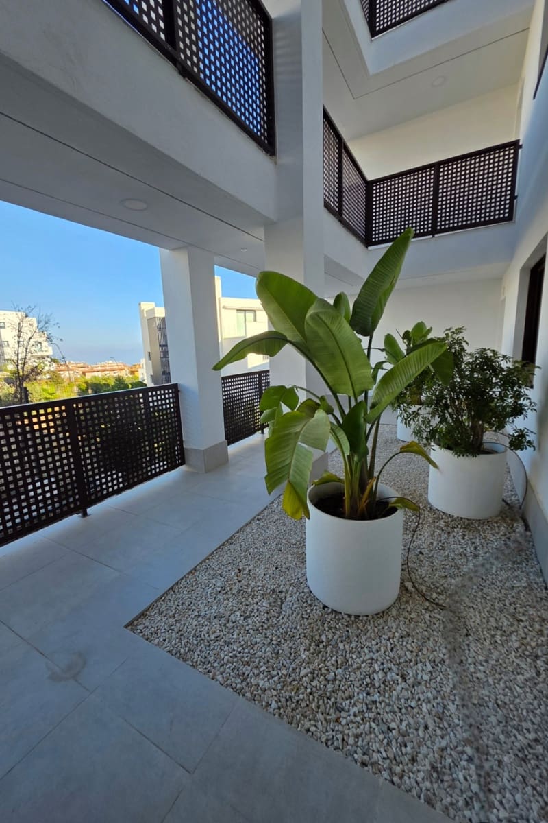 3 bedroom Apartment for sale in Fuengirola with pool - € 649,000 (Ref: 9241169)