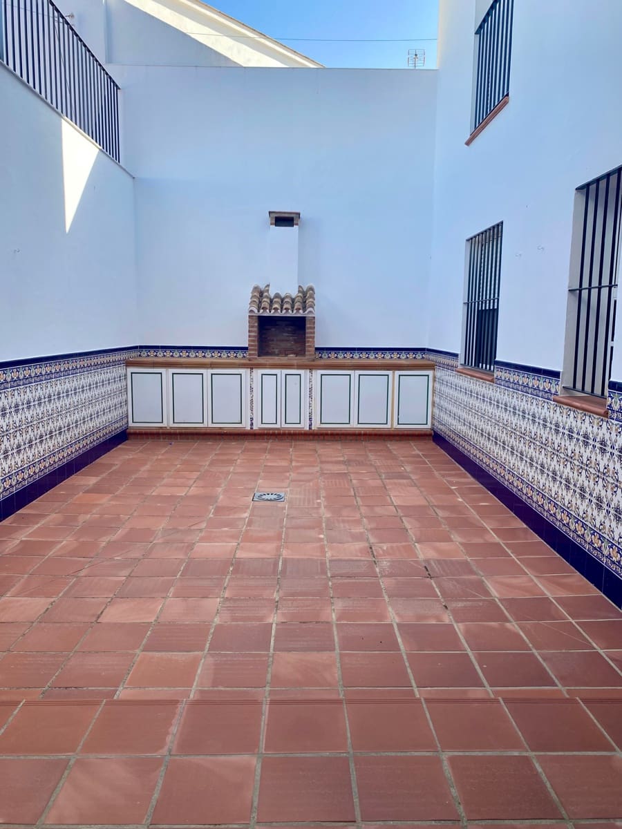 5 soveværelse Byhus til salg i Benalup - € 250.000 (Ref: 9242432)