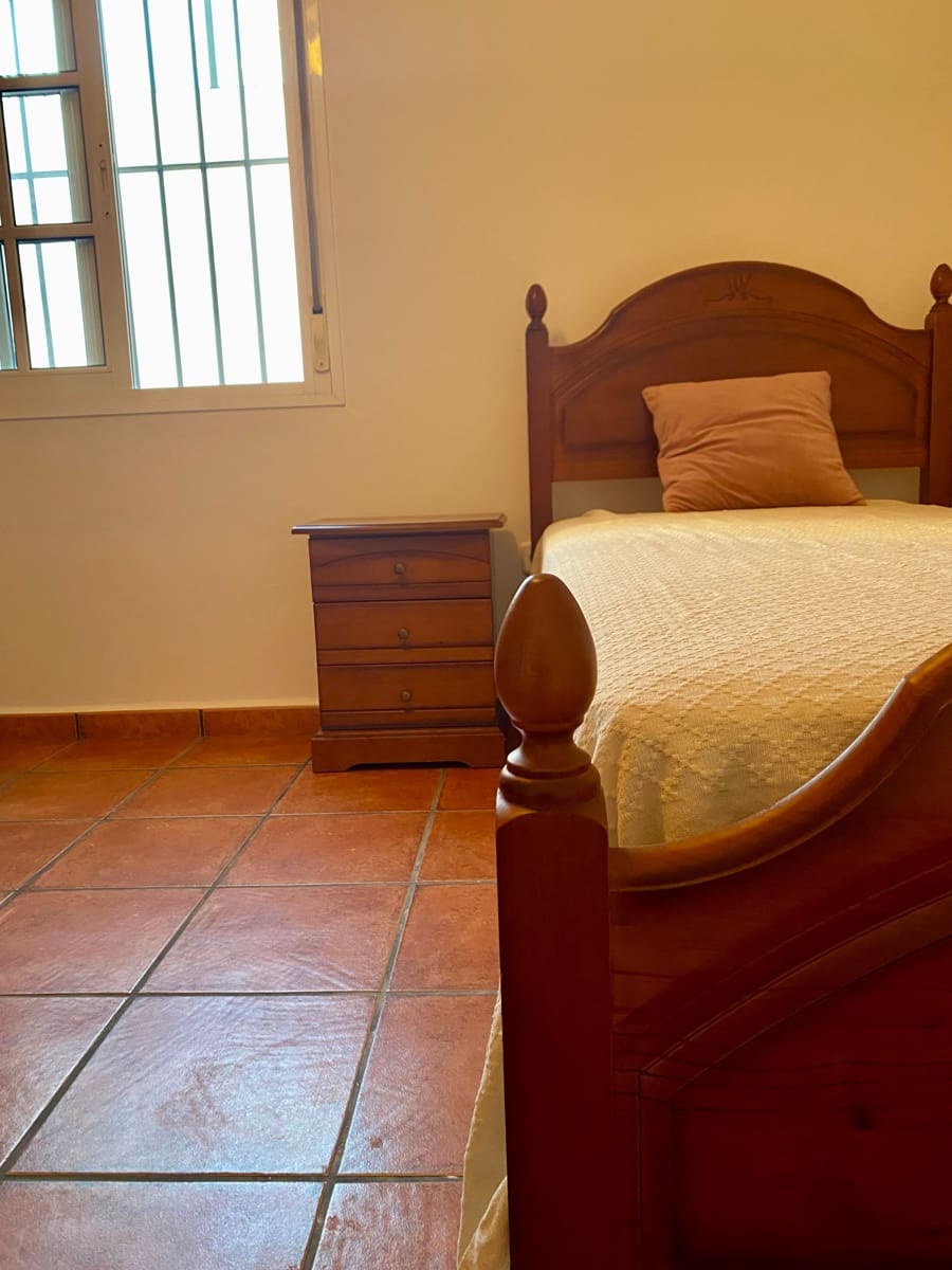 5 soveværelse Byhus til salg i Benalup - € 250.000 (Ref: 9242432)