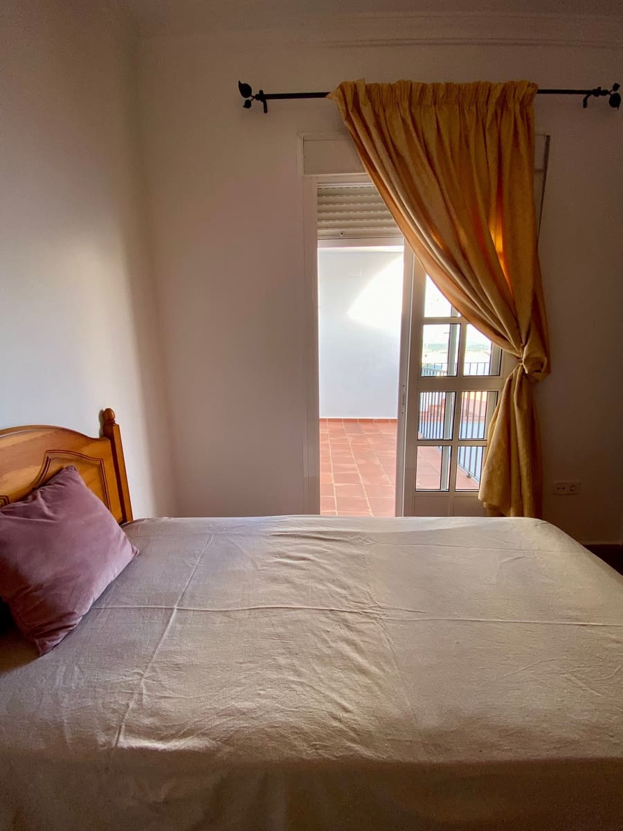 5 soveværelse Byhus til salg i Benalup - € 250.000 (Ref: 9242432)