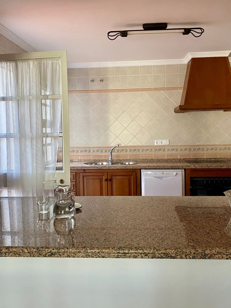 5 soveværelse Byhus til salg i Benalup - € 250.000 (Ref: 9242432)