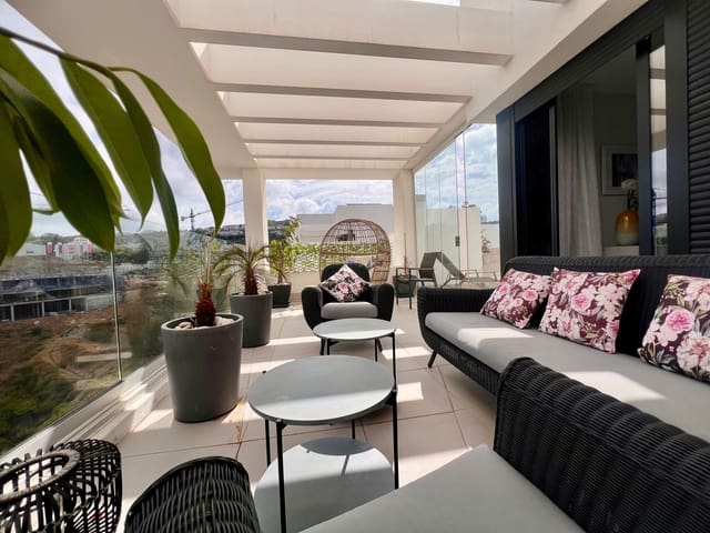 Apartamento de 3 habitaciones en Calahonda, Mijas en venta con piscina - 650.000 € (Ref: 9247940)