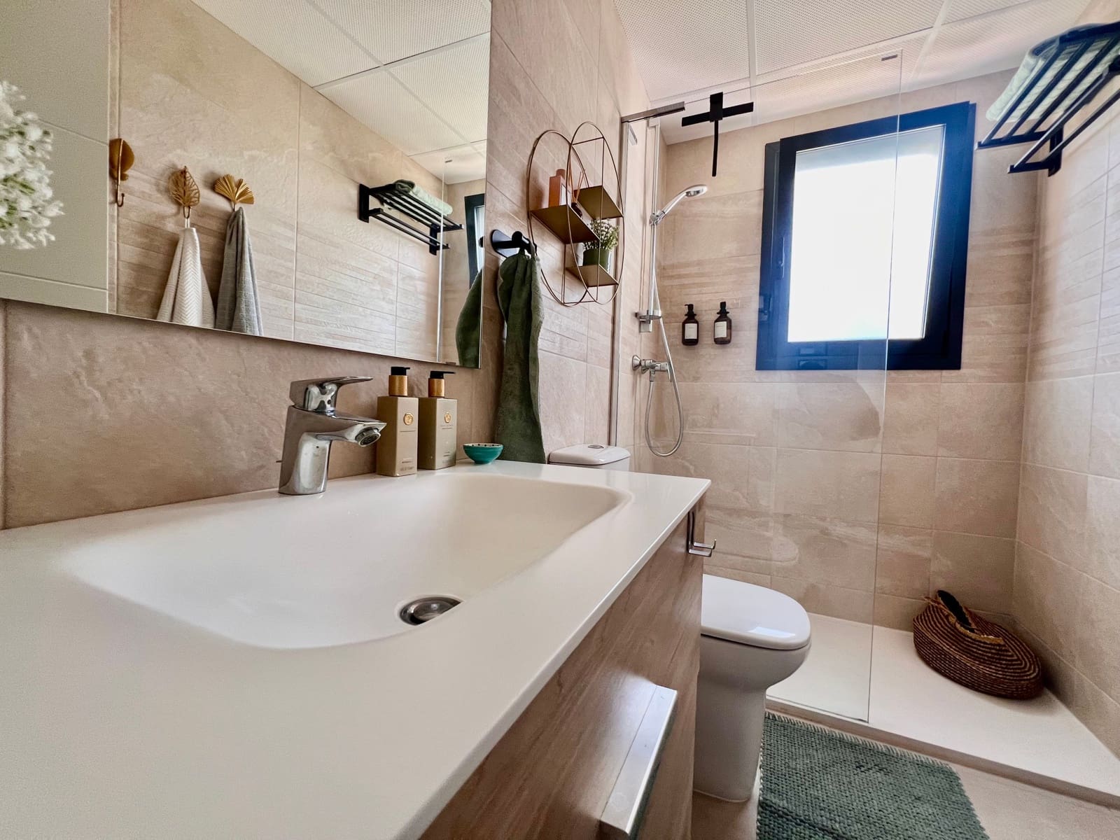 Apartamento de 3 habitaciones en Mijas Costa en venta con piscina - 650.000 € (Ref: 9247940)