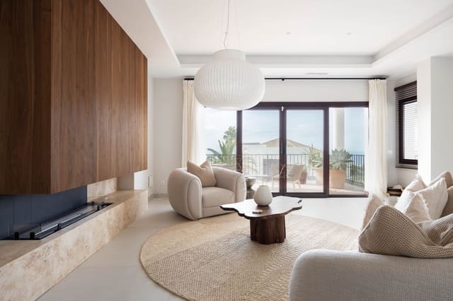 6 sypialnia Willa na sprzedaż w El Rosario, Marbella z basenem garażem - 3 995 950 € (Ref: 9254265)