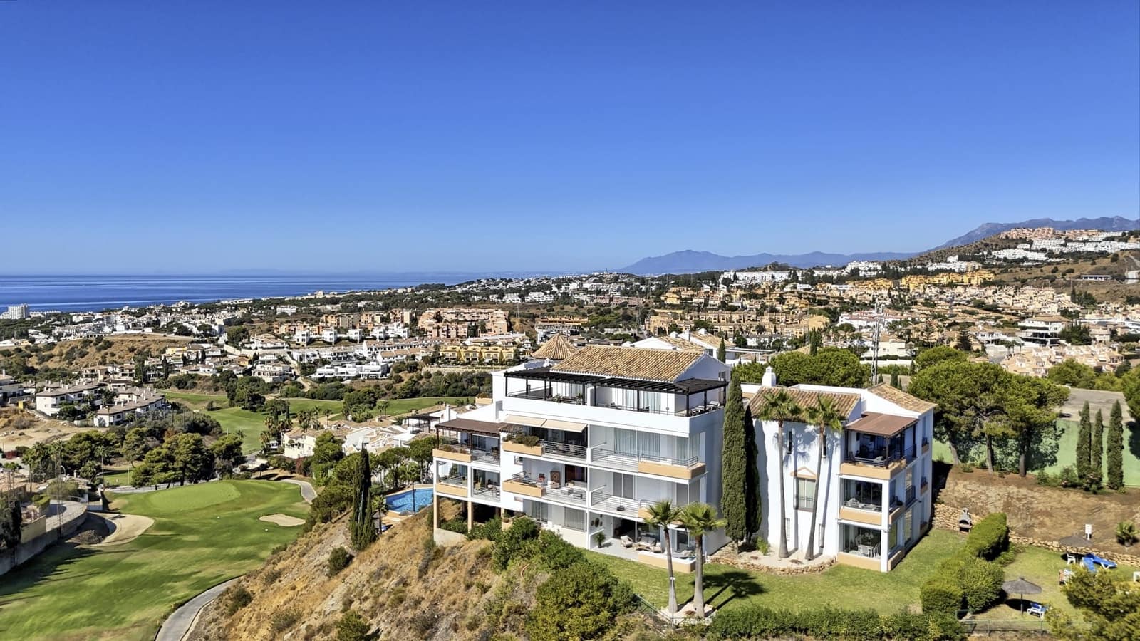 3 bedroom Apartment for sale in Mijas Costa - € 595,000 (Ref: 9254475)