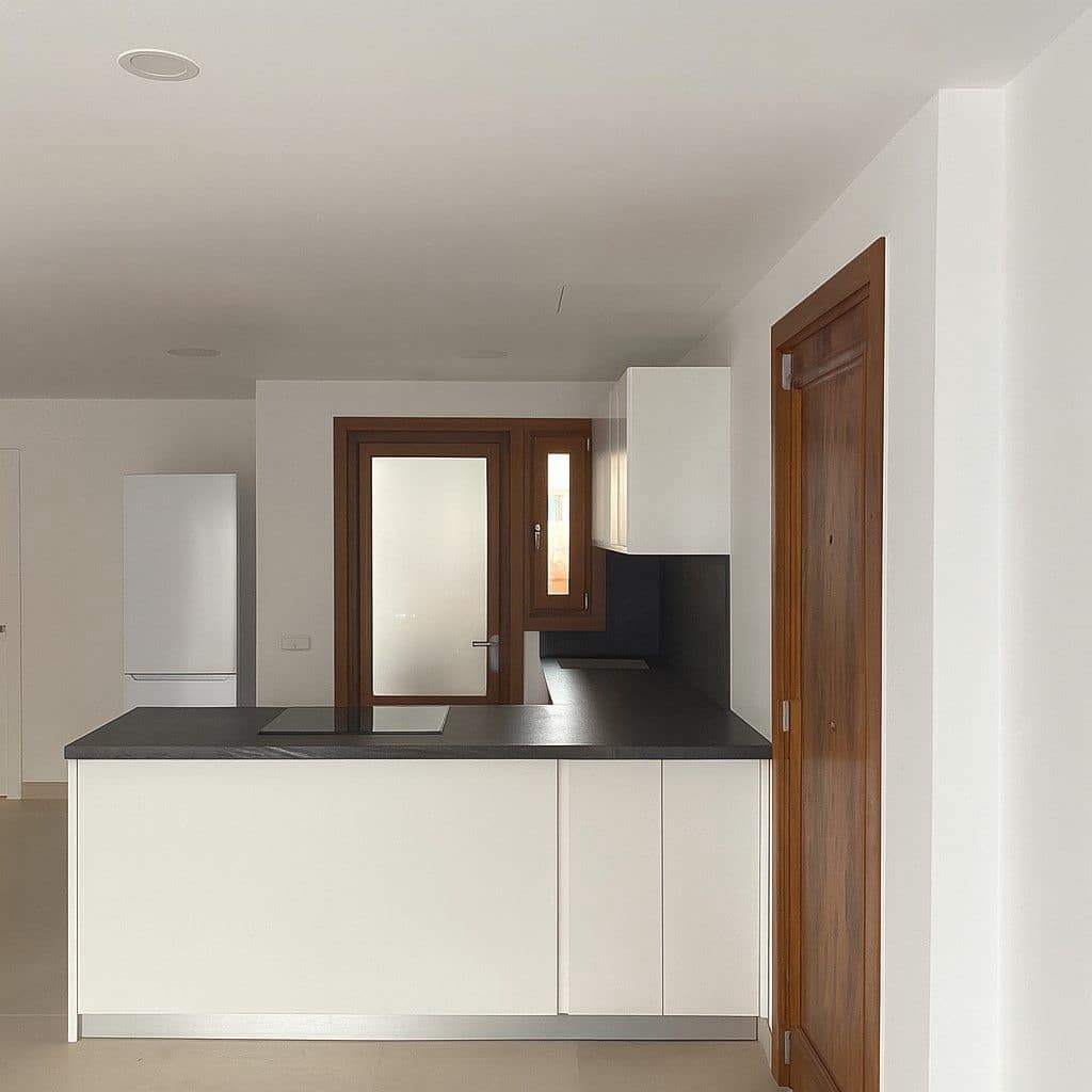 3 soveværelse Lejlighed til leje i Palma de Mallorca - € 1.700 (Ref: 9256362)