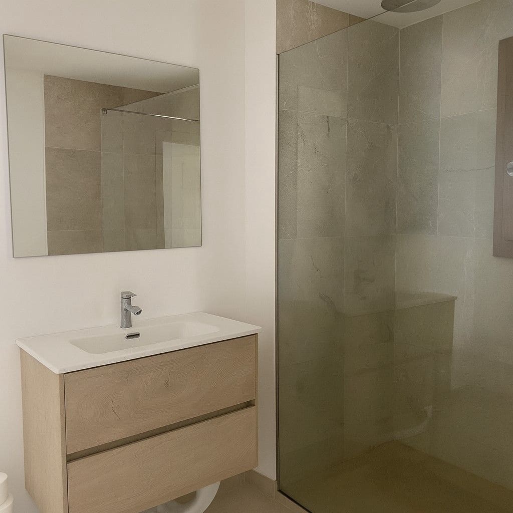 3 soveværelse Lejlighed til leje i Palma de Mallorca - € 1.700 (Ref: 9256362)