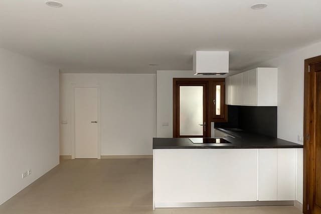 3 bedroom Apartment for rent in Son Rapinya, Palma de Mallorca - € 1,700 (Ref: 9256362)