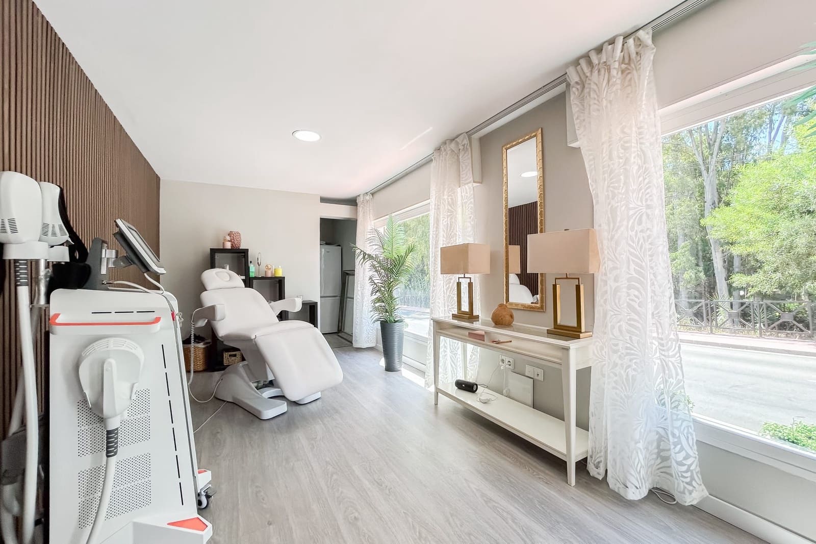 Kommersiell til salgs i Fuengirola - € 29 000 (Ref: 9256743)