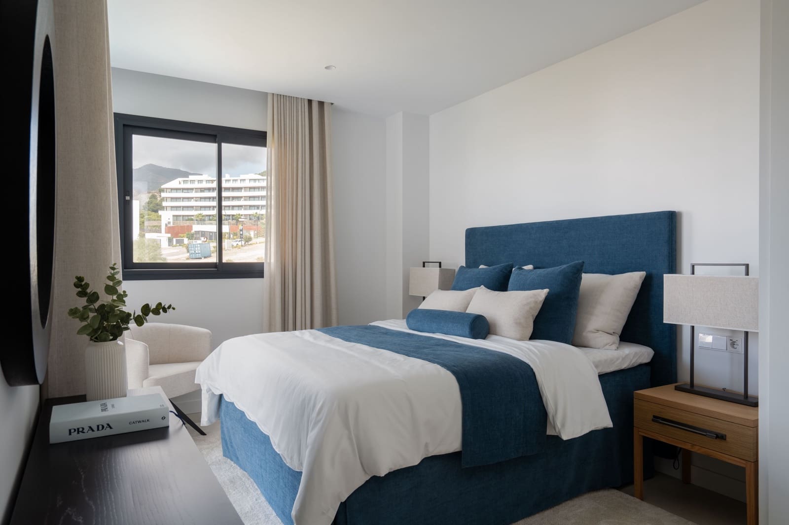 3 bedroom Apartment for sale in Fuengirola with pool - € 795,000 (Ref: 9258116)