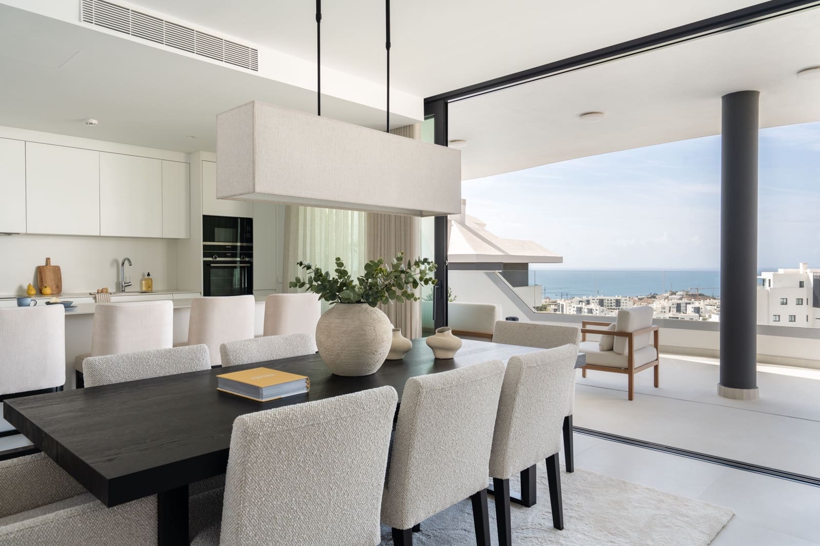 3 bedroom Apartment for sale in Fuengirola with pool - € 795,000 (Ref: 9258116)